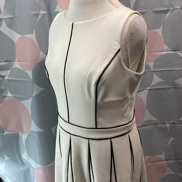 WHBM cream dress with black piping detail - Picture 3 of 10